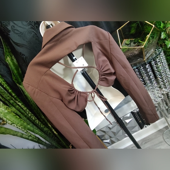Bershka Brown Open Back Strappy Crop Blazer XL NWT - Picture 6 of 13